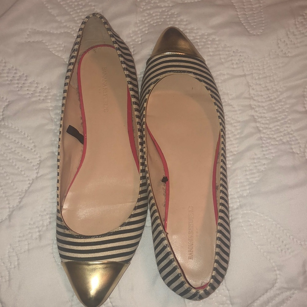 Banana Republic Flats